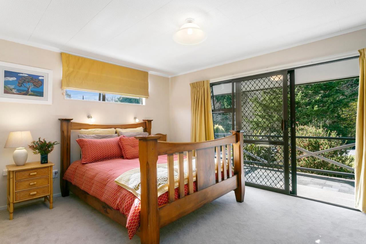 Lupin Lodge Bed & Breakfast Taupo Eksteriør bilde