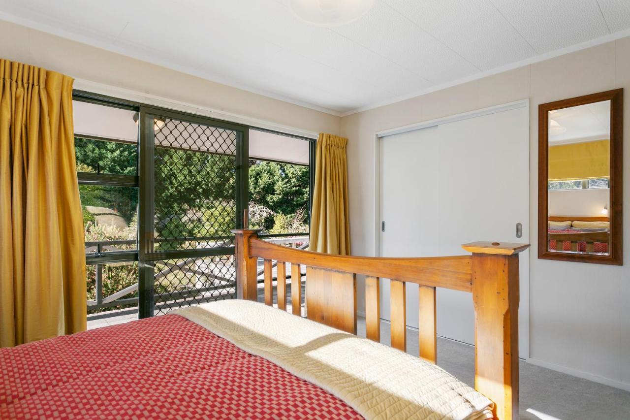 Lupin Lodge Bed & Breakfast Taupo Eksteriør bilde